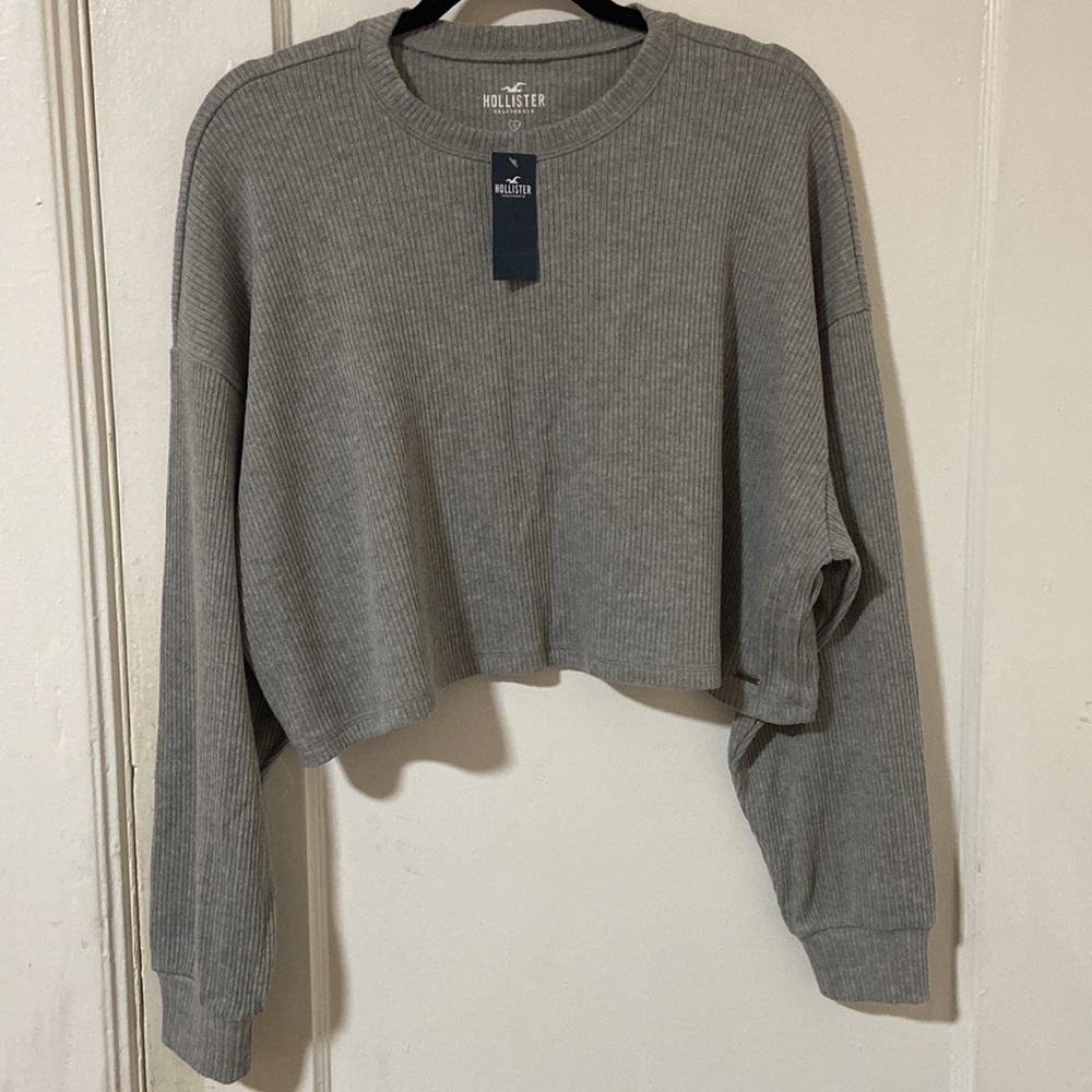 Hollister must have texture ribbed long sleeve sweater